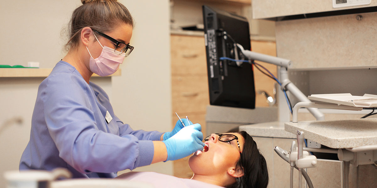 9 Key Tactics The Pros Use For top dentist in Dwarka